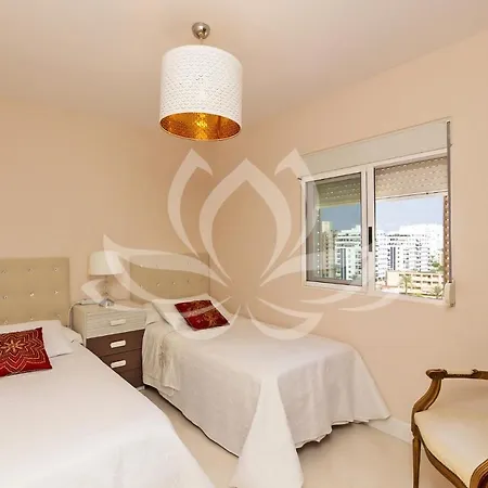 The White Apartment: Luxury, And Design * Valensiya