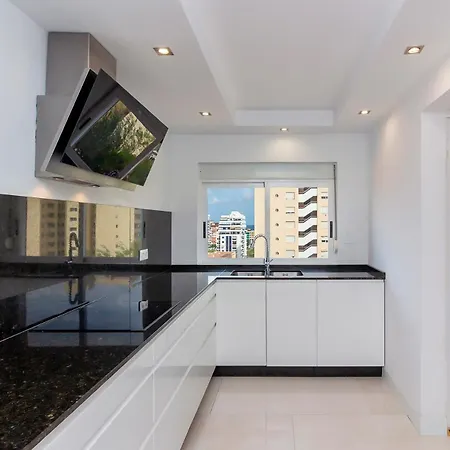 Daire The White Apartment: Luxury, And Design *