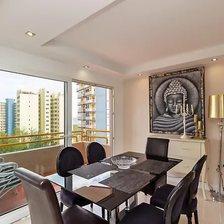 The White Apartment: Luxury, And Design Daire Valensiya