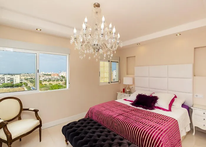 Apartment The White Apartment: Luxury, And Design Valencia